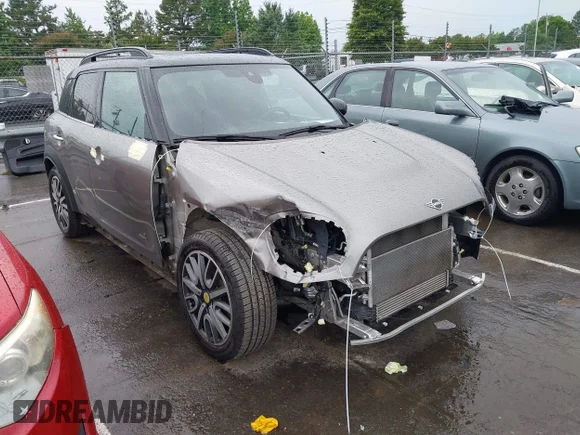✅ 2019 MINI Countryman Cooper S E • VIN: WMZYU7C58K3F93747 • Lot: 42365116. Listed on IAAI with 79,946 mi. Free auction sales archive from the USA and detailed vehicle history report at DreamBid. Image 1.