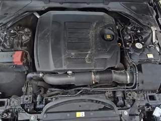 ✅ 2018 Jaguar XE 25t • VIN: SAJAS4FX8JCP19931 • Lot: 60142195. Wystawiony na Copart z przebiegiem 138 012 mil. Bezpłatny archiwum sprzedaży aukcyjnych z USA i szczegółowy raport historii pojazdu na DreamBid. Zdjęcie 14.