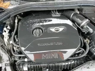 ✅ 2018 MINI Clubman Cooper S • VIN: WMWLU5C5XJ2G02447 • Lot: 85390874. Listed on Copart with 115,354 mi. Free auction sales archive from the USA and detailed vehicle history report at DreamBid. Image 13.