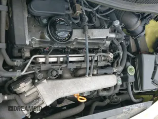 ✅ 2001 Volkswagen Beetle GLX • VIN: 3VWDD21CX1M461180 • Lot: 42609610. Listed on IAAI with 97,066 mi. Free auction sales archive from the USA and detailed vehicle history report at DreamBid. Image 15.