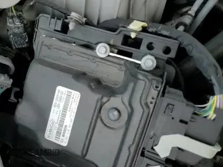 ✅ 2021 Ford Explorer XLT • VIN: 1FMSK7DH5MGB49167 • Lot: 94117815. Wystawiony na Copart z przebiegiem 43 615 mil. Bezpłatny archiwum sprzedaży aukcyjnych z USA i szczegółowy raport historii pojazdu na DreamBid. Zdjęcie 14.