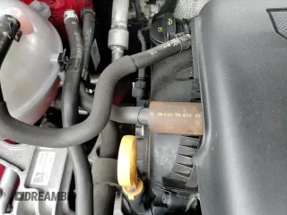 ✅ 2017 Volkswagen Golf S • VIN: 3VWC17AU2HM501644 • Lot: 91072105. Wystawiony na Copart z przebiegiem 78 637 mil. Bezpłatny archiwum sprzedaży aukcyjnych z USA i szczegółowy raport historii pojazdu na DreamBid. Zdjęcie 14.