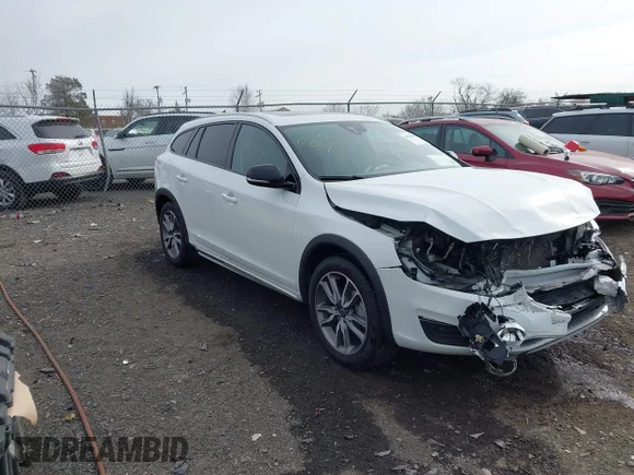 ✅ 2018 Volvo V60 • VIN: YV440MWK5J2059162 • Lot: 44230098. Listed on IAAI with 59,386 mi. Free auction sales archive from the USA and detailed vehicle history report at DreamBid. Image 1.
