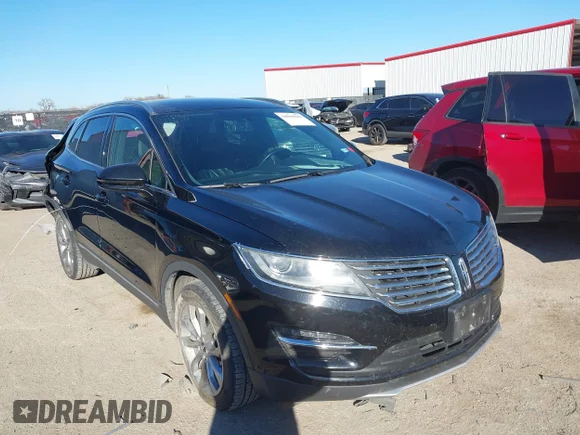 ✅ 2018 Lincoln MKC Select • VIN: 5LMCJ2C90JUL14508 • Lot: 44046982. Wystawiony na IAAI z przebiegiem 77 309 mil. Bezpłatny archiwum sprzedaży aukcyjnych z USA i szczegółowy raport historii pojazdu na DreamBid. Zdjęcie 1.