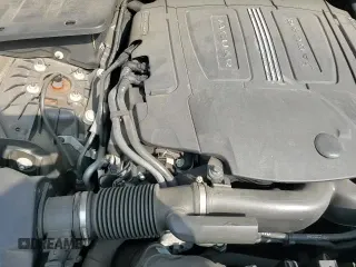 ✅ 2019 Jaguar XJ Portfolio • VIN: SAJWJ2GD6K8W19896 • Lot: 48853475. Listed on Copart with 28,398 mi. Free auction sales archive from the USA and detailed vehicle history report at DreamBid. Image 13.