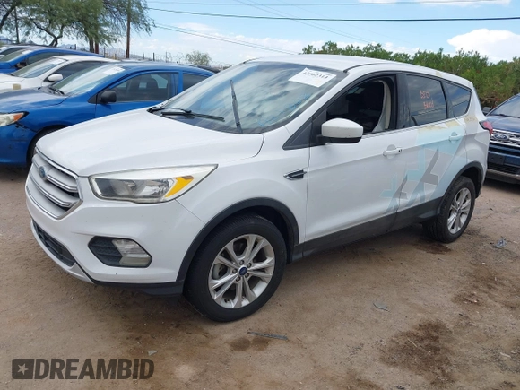 ✅ 2019 Ford Escape SE • VIN: 1FMCU0GD6KUA21808 • Lot: 43502313. Wystawiony na IAAI z przebiegiem 131 990 mil. Bezpłatny archiwum sprzedaży aukcyjnych z USA i szczegółowy raport historii pojazdu na DreamBid. Zdjęcie 2.