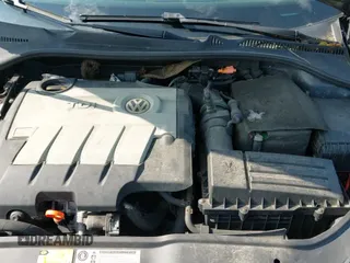 ✅ 2009 Volkswagen Jetta TDI • VIN: 3VWRL71K79M168331 • Lot: 42953046. Wystawiony na IAAI z przebiegiem 238 418 mil. Bezpłatny archiwum sprzedaży aukcyjnych z USA i szczegółowy raport historii pojazdu na DreamBid. Zdjęcie 14.