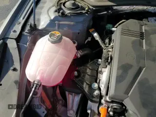 ✅ 2025 Kia K5 GT • VIN: KNAG44J87S5338562 • Lot: 80345295. Wystawiony na Copart z przebiegiem 22 498 mil. Bezpłatny archiwum sprzedaży aukcyjnych z USA i szczegółowy raport historii pojazdu na DreamBid. Zdjęcie 14.