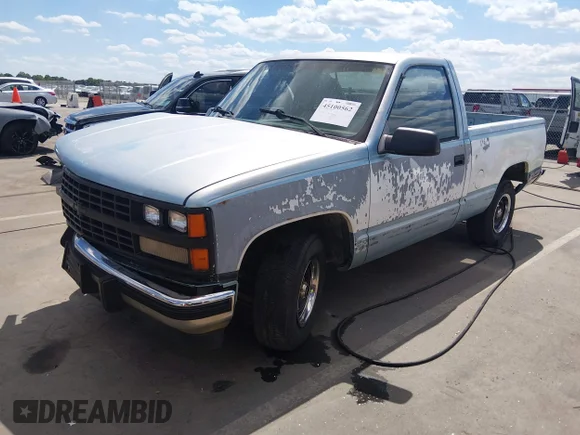 ✅ 1989 Chevrolet Silverado 1500 • VIN: 1GCDC14H6KZ114050 • Lot: 45100562. Wystawiony na IAAI z przebiegiem 219 823 mil. Bezpłatny archiwum sprzedaży aukcyjnych z USA i szczegółowy raport historii pojazdu na DreamBid. Zdjęcie 17.
