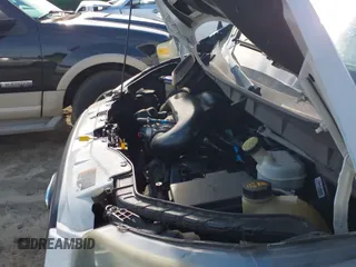 ✅ 2016 Ford Transit • VIN: 1FTYE2CM4GKA15873 • Лот: 41606687. Опубликован ранее на IAAI с пробегом 351 592 миль. Бесплатный доступ к архиву аукционных продаж из США и подробный отчёт об истории автомобиля на DreamBid. Изображение 18.