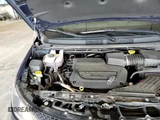 ✅ 2019 Chrysler Pacifica Touring L Plus • VIN: 2C4RC1EG5KR639817 • Лот: 67827465. Опубликован ранее на Copart с пробегом 62 443 миль. Бесплатный доступ к архиву аукционных продаж из США и подробный отчёт об истории автомобиля на DreamBid. Изображение 14.