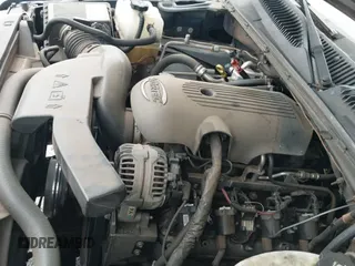 ✅ 2005 Chevrolet Suburban LT • VIN: 1GNEC16Z05J141829 • Лот: 41985299. Опубликован ранее на IAAI с пробегом 207 990 миль. Бесплатный доступ к архиву аукционных продаж из США и подробный отчёт об истории автомобиля на DreamBid. Изображение 12.