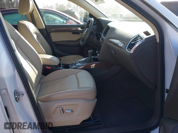 ✅ 2016 Audi Q5 Premium Plus • VIN: WA1D7AFP8GA092495 • Lot: 44044788. Wystawiony na IAAI z przebiegiem 92 760 mil. Bezpłatny archiwum sprzedaży aukcyjnych z USA i szczegółowy raport historii pojazdu na DreamBid. Zdjęcie 5.