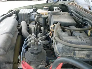 ✅ 2002 Ford Explorer Eddie Bauer • VIN: 1FMDU74E32ZB28117 • Lot: 42095761. Wystawiony na IAAI z przebiegiem 125 946 mil. Bezpłatny archiwum sprzedaży aukcyjnych z USA i szczegółowy raport historii pojazdu na DreamBid. Zdjęcie 12.