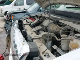 ✅ 2014 Ford Econoline Passenger XL • VIN: 1FBNE3BL2EDA82334 • Lot: 42314725. Wystawiony na IAAI z przebiegiem 86 887 mil. Bezpłatny archiwum sprzedaży aukcyjnych z USA i szczegółowy raport historii pojazdu na DreamBid. Zdjęcie 19.