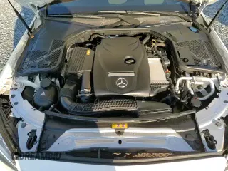 ✅ 2018 Mercedes-Benz C 300 • VIN: 55SWF4JB8JU249552 • Лот: 90318865. Опубликован ранее на Copart с пробегом 83 658 миль. Бесплатный доступ к архиву аукционных продаж из США и подробный отчёт об истории автомобиля на DreamBid. Изображение 13.