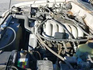 ✅ 1999 Toyota 4Runner Limited • VIN: JT3HN87R3X0243761 • Lot: 43427578. Wystawiony na IAAI z przebiegiem 271 235 mil. Bezpłatny archiwum sprzedaży aukcyjnych z USA i szczegółowy raport historii pojazdu na DreamBid. Zdjęcie 12.