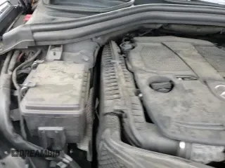 ✅ 2018 Mercedes-Benz GLE 350 • VIN: 4JGDA5JB6JB083236 • Lot: 90821365. Wystawiony na Copart z przebiegiem 69 190 mil. Bezpłatny archiwum sprzedaży aukcyjnych z USA i szczegółowy raport historii pojazdu na DreamBid. Zdjęcie 14.