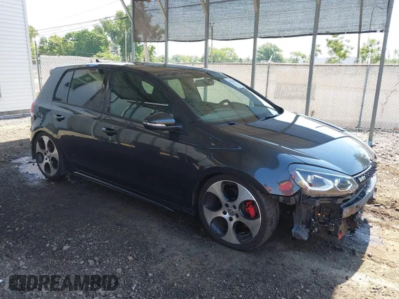✅ 2011 Volkswagen Golf GTI PZEV • VIN: WVWHD7AJ6BW182830 • Lot: 45147101. Wystawiony na IAAI z przebiegiem 150 089 mil. Bezpłatny archiwum sprzedaży aukcyjnych z USA i szczegółowy raport historii pojazdu na DreamBid. Zdjęcie 1.