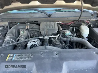 ✅ 2007 GMC Sierra 2500HD SLT • VIN: 1GTHK23607F507691 • Лот: 63124735. Опубликован ранее на Copart с пробегом 249 471 миль. Бесплатный доступ к архиву аукционных продаж из США и подробный отчёт об истории автомобиля на DreamBid. Изображение 11.