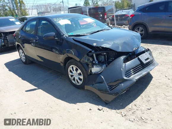 ✅ 2018 Toyota Corolla SE • VIN: 2T1BURHE1JC071930 • Lot: 44902925. Wystawiony na IAAI z przebiegiem 201 493 mil. Bezpłatny archiwum sprzedaży aukcyjnych z USA i szczegółowy raport historii pojazdu na DreamBid. Zdjęcie 1.