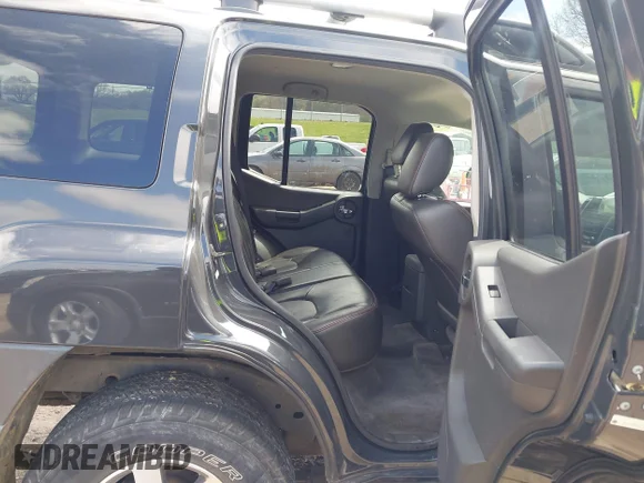 ✅ 2011 Nissan Xterra S • VIN: 5N1AN0NW9BC517376 • Lot: 41922965. Wystawiony na IAAI z przebiegiem 143 844 mil. Bezpłatny archiwum sprzedaży aukcyjnych z USA i szczegółowy raport historii pojazdu na DreamBid. Zdjęcie 8.