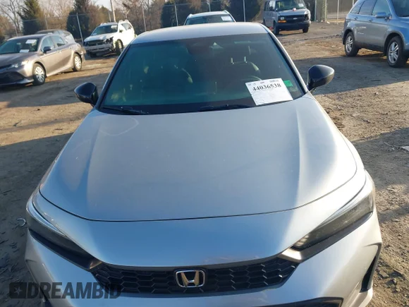 ✅ 2025 Honda Civic Sport • VIN: 2HGFE2F54SH585529 • Lot: 44036538. Wystawiony na IAAI z przebiegiem 11 175 mil. Bezpłatny archiwum sprzedaży aukcyjnych z USA i szczegółowy raport historii pojazdu na DreamBid. Zdjęcie 6.