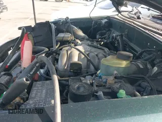 ✅ 2000 Toyota Tacoma PreRunner • VIN: 4TASN92NXYZ673551 • Lot: 42773390. Listed on IAAI with 177,382 mi. Free auction sales archive from the USA and detailed vehicle history report at DreamBid. Image 13.