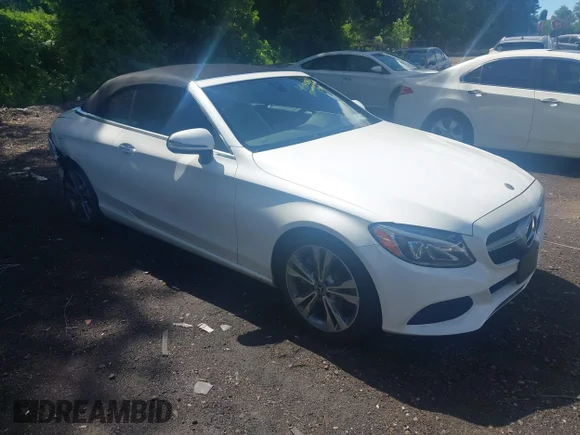 ✅ 2017 Mercedes-Benz C 300 • VIN: WDDWK4KB6HF566382 • Lot: 45340861. Wystawiony na IAAI z przebiegiem 80 453 mil. Bezpłatny archiwum sprzedaży aukcyjnych z USA i szczegółowy raport historii pojazdu na DreamBid. Zdjęcie 1.