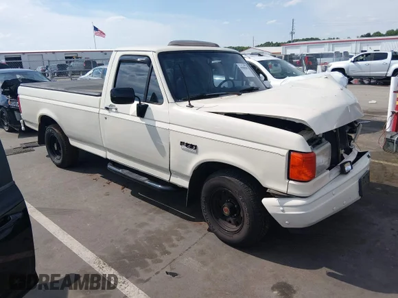✅ 1989 Ford F-150 • VIN: 1FTDF15Y0KNA16869 • Lot: 45048181. Listed on IAAI with 705,929 mi. Free auction sales archive from the USA and detailed vehicle history report at DreamBid. Image 1.