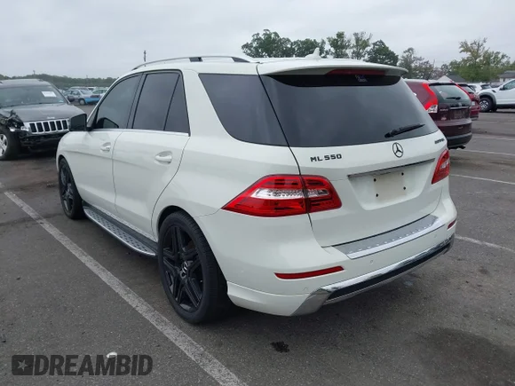 ✅ 2013 Mercedes-Benz M 550 • VIN: 4JGDA7DB7DA099592 • Лот: 43203419. Опубліковано раніше на IAAI з пробігом 96 367 миль. Безкоштовний доступ до архіву аукціонних продажів зі США та докладний звіт про історію автомобіля на DreamBid. Зображення 3.