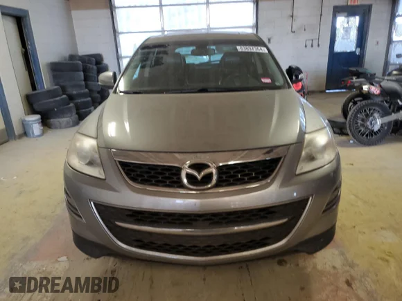 ✅ 2011 Mazda CX-9 Grand Touring • VIN: JM3TB3DA5B0319643 • Лот: 83897364. Опубліковано раніше на Copart з пробігом 121 909 миль. Безкоштовний доступ до архіву аукціонних продажів зі США та докладний звіт про історію автомобіля на DreamBid. Зображення 5.