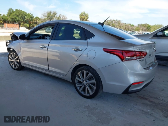 ✅ 2022 Hyundai Accent Limited • VIN: 3KPC34A6XNE176485 • Lot: 45026016. Wystawiony na IAAI z przebiegiem 11 331 mil. Bezpłatny archiwum sprzedaży aukcyjnych z USA i szczegółowy raport historii pojazdu na DreamBid. Zdjęcie 3.