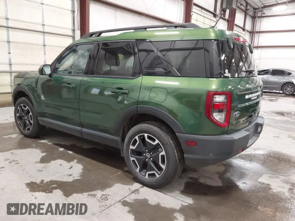 ✅ 2023 Ford Bronco Sport Outer Banks • VIN: 3FMCR9C67PRD60976 • Lot: 41235937. Wystawiony na IAAI z przebiegiem Nie podano. Bezpłatny archiwum sprzedaży aukcyjnych z USA i szczegółowy raport historii pojazdu na DreamBid. Zdjęcie 3.