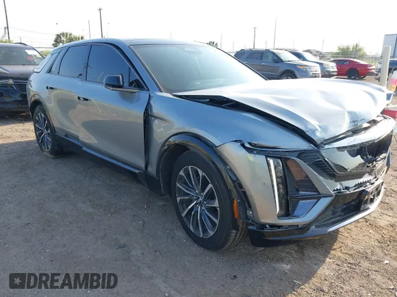 ✅ 2024 Cadillac LYRIQ Sport • VIN: 1GYKPVRKXRZ116217 • Лот: 44572823. Опубликован ранее на IAAI с пробегом 20 604 миль. Бесплатный доступ к архиву аукционных продаж из США и подробный отчёт об истории автомобиля на DreamBid. Изображение 1.