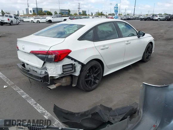 ✅ 2022 Honda Civic Sport • VIN: 2HGFE2F56NH579056 • Lot: 45212338. Wystawiony na IAAI z przebiegiem 61 151 mil. Bezpłatny archiwum sprzedaży aukcyjnych z USA i szczegółowy raport historii pojazdu na DreamBid. Zdjęcie 4.