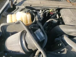 ✅ 2004 Chevrolet Suburban LS • VIN: 1GNFK16Z34J123296 • Лот: 83394614. Опубликован ранее на Copart с пробегом 244 598 миль. Бесплатный доступ к архиву аукционных продаж из США и подробный отчёт об истории автомобиля на DreamBid. Изображение 15.