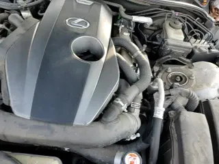 ✅ 2017 Lexus IS 200t • VIN: JTHBA1D21H5048904 • Лот: 82627665. Опубликован ранее на Copart с пробегом 134 799 миль. Бесплатный доступ к архиву аукционных продаж из США и подробный отчёт об истории автомобиля на DreamBid. Изображение 15.