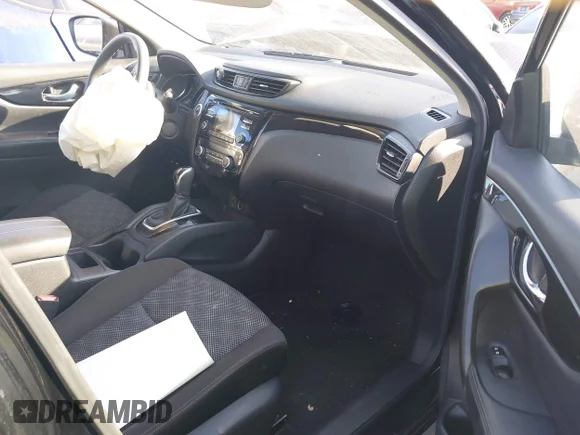 ✅ 2018 Nissan Rogue S • VIN: JN1BJ1CR3JW208736 • Lot: 43922916. Wystawiony na IAAI z przebiegiem 102 443 mil. Bezpłatny archiwum sprzedaży aukcyjnych z USA i szczegółowy raport historii pojazdu na DreamBid. Zdjęcie 5.