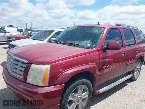 ✅ 2006 Cadillac Escalade • VIN: 1GYEC63N16R153041 • Lot: 42141937. Wystawiony na IAAI z przebiegiem 278 583 mil. Bezpłatny archiwum sprzedaży aukcyjnych z USA i szczegółowy raport historii pojazdu na DreamBid. Zdjęcie 2.