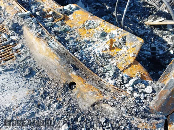 ✅ 1965 Ford Mustang • VIN: 0000005F08C393190 • Лот: 44233120. Опубліковано раніше на IAAI з пробігом Не вказано. Безкоштовний доступ до архіву аукціонних продажів зі США та докладний звіт про історію автомобіля на DreamBid. Зображення 9.