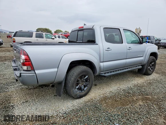 ✅ 2014 Toyota Tacoma PreRunner • VIN: 5TFJU4GNXEX061548 • Lot: 99039135. Wystawiony na Copart z przebiegiem 123 220 mil. Bezpłatny archiwum sprzedaży aukcyjnych z USA i szczegółowy raport historii pojazdu na DreamBid. Zdjęcie 3.