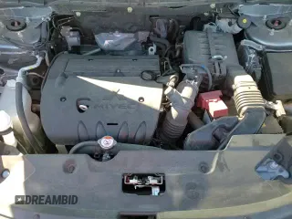 ✅ 2024 Mitsubishi Outlander S • VIN: JA4ARUAU4RU002711 • Lot: 85557855. Listed on Copart with 48,169 mi. Free auction sales archive from the USA and detailed vehicle history report at DreamBid. Image 17.