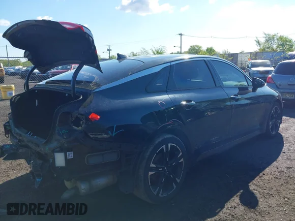 ✅ 2021 Kia K5 GT-Line • VIN: 5XXG64J21MG049653 • Lot: 44994896. Wystawiony na IAAI z przebiegiem 53 860 mil. Bezpłatny archiwum sprzedaży aukcyjnych z USA i szczegółowy raport historii pojazdu na DreamBid. Zdjęcie 4.
