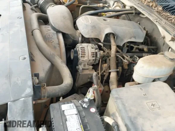✅ 2006 Chevrolet Silverado 2500HD Work Truck • VIN: 1GCHC29U06E242827 • Lot: 43853740. Listed on IAAI with 260,344 mi. Free auction sales archive from the USA and detailed vehicle history report at DreamBid. Image 15.