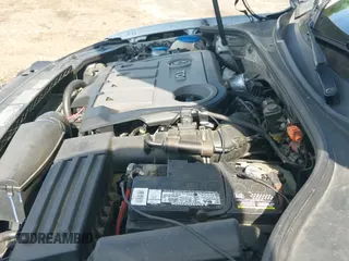 ✅ 2014 Volkswagen Passat SE • VIN: 1VWBN7A33EC056870 • Lot: 42663642. Listed on IAAI with 222,436 mi. Free auction sales archive from the USA and detailed vehicle history report at DreamBid. Image 14.