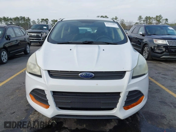 ✅ 2013 Ford Escape S • VIN: 1FMCU0F7XDUA54678 • Lot: 44121081. Wystawiony na IAAI z przebiegiem 188 165 mil. Bezpłatny archiwum sprzedaży aukcyjnych z USA i szczegółowy raport historii pojazdu na DreamBid. Zdjęcie 6.