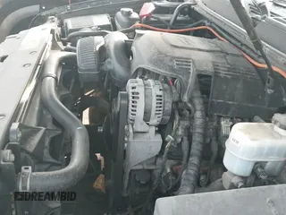 ✅ 2014 Chevrolet Tahoe LT • VIN: 1GNSCBE01ER190342 • Lot: 41578109. Listed on IAAI with 204,781 mi. Free auction sales archive from the USA and detailed vehicle history report at DreamBid. Image 18.