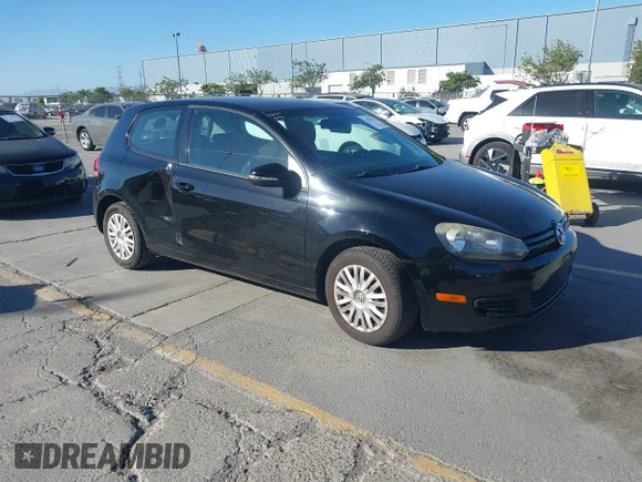 ✅ 2010 Volkswagen Golf • VIN: WVWBB7AJ2AW310801 • Лот: 45363412. Опубликован ранее на IAAI с пробегом 202 499 миль. Бесплатный доступ к архиву аукционных продаж из США и подробный отчёт об истории автомобиля на DreamBid. Изображение 1.