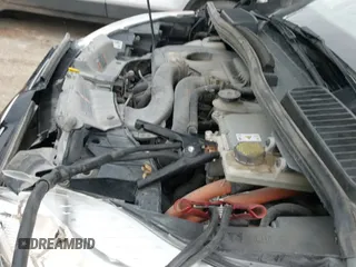 ✅ 2018 Ford C-Max SE • VIN: 1FADP5AU0JL105493 • Lot: 42297500. Wystawiony na IAAI z przebiegiem 100 821 mil. Bezpłatny archiwum sprzedaży aukcyjnych z USA i szczegółowy raport historii pojazdu na DreamBid. Zdjęcie 19.